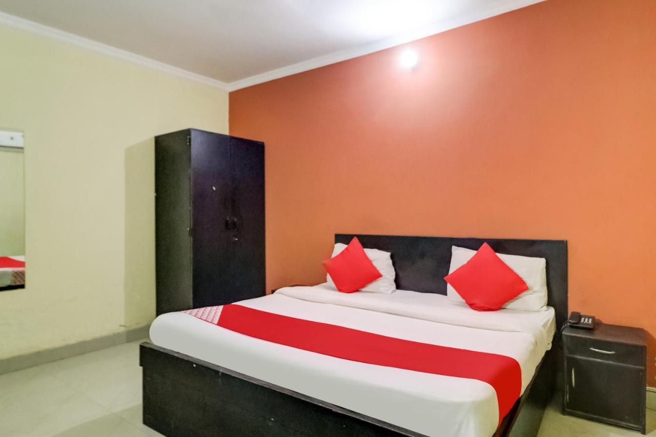 Oyo Hotel R K Residency Ґурґаон Екстер'єр фото